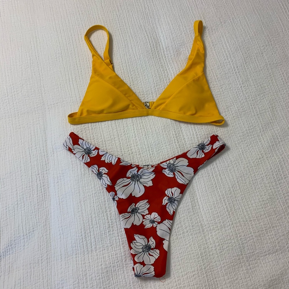 NWOT yellow with red floral detail bikini